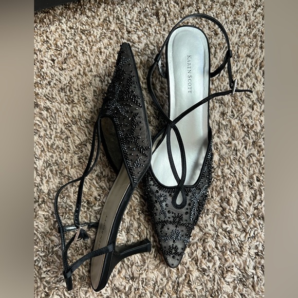 Karen Scott Beaded Heels - Picture 4 of 4